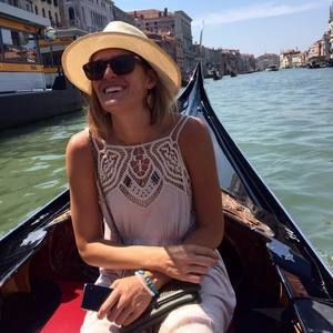 Meet your Posher, Tara